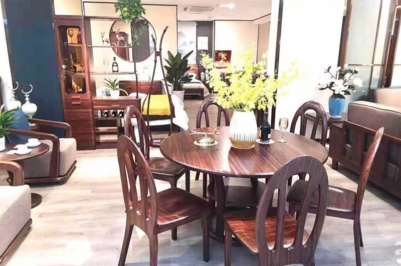 品牌：集丰—来自马来西亚<br> 名称：餐厅